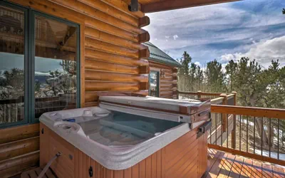 Photo 4 - Luxury Home w/ Mountain Views, Hot Tub & Grill
