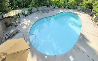 Photo 4 - 3 Bears One-Level Open Floor Plan Cabin with Pool Table