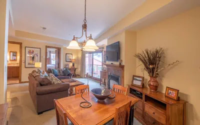 Photo 3 - Comfortable 1 Bedroom Condo - Slopeside