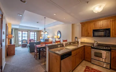 Photo 5 - Updated 1 Bedroom Condo in Mountaineer Square