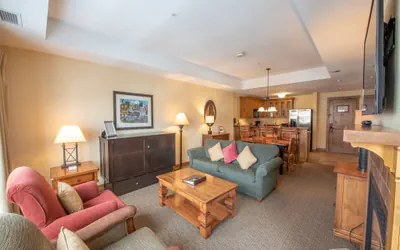 Photo 2 - Updated 1 Bedroom Condo in Mountaineer Square