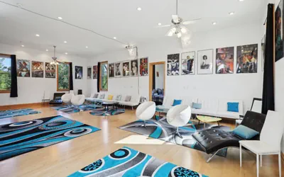 Photo 3 - The Starlight Tower River Manor/Arcades/Observatory/Theater/Bar/Hot Tub