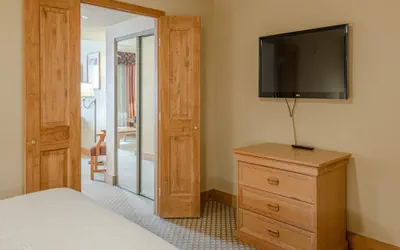 Photo 4 - Grand Lodge Condo in the Heart of Mt Crested Butte