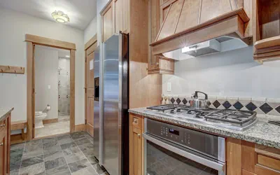 Photo 4 - Luxurious 1 BR in River Run Village with Ski in ski out, Kids Ski Free