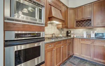 Photo 2 - Luxurious 2 BR in River Run Village with Ski in ski out