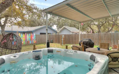 Photo 5 - Sandy Beach Retreat