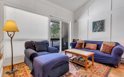 Photo 3 - Stylish, Remodeled Condo - Creekside #14