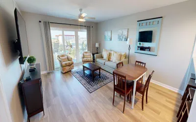 Recently renovated 2 bedroom Short walk to the beach