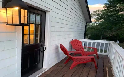 Photo 2 - Five-Star Historic Boyd Harvey Carriage House