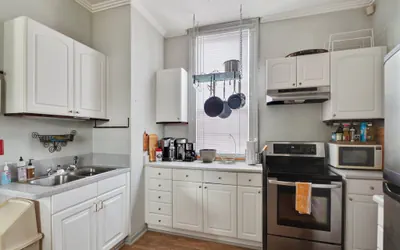 Photo 3 - Bywater Home, Parking and Pet Friendly Retreat