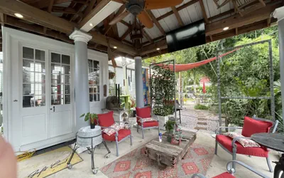 Photo 2 - Bywater Home, Parking and Pet Friendly Retreat