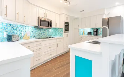 Photo 3 - *Huge Beachview Home *Pool *Updated