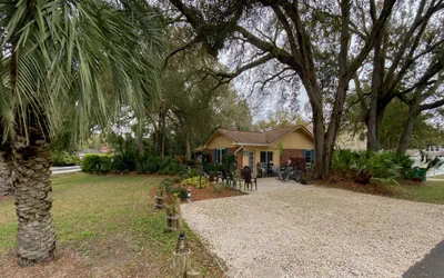 Photo 2 - Island Retreat