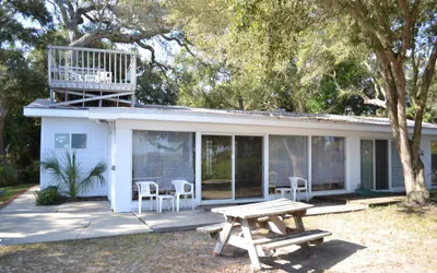 Photo 3 - Cottage By The Sea - Unit A
