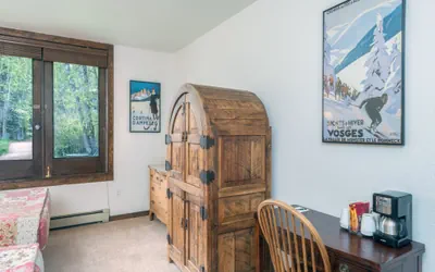 Photo 3 - Manitou Lodge #2