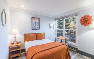 Photo 3 - Mountainside Inn 103