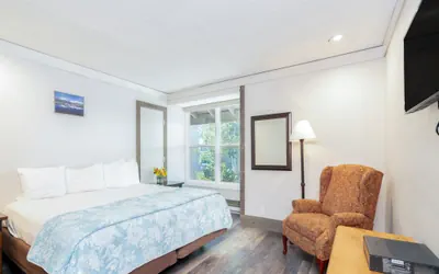 Photo 4 - Mountainside Inn 222