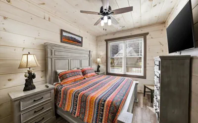 Photo 4 - Creekside Splendor