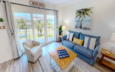 SeaCrest #313 – Bright, Airy Coastal Vibes!