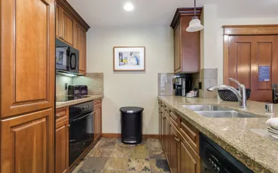 Photo 2 - Mill Club 3 Bedroom Condo #402