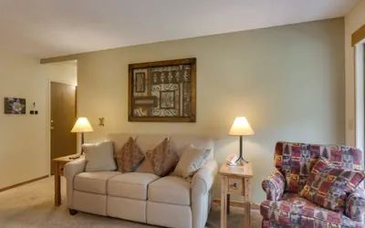 Photo 5 - Bridge End 2 Bedroom Condo #106/106A