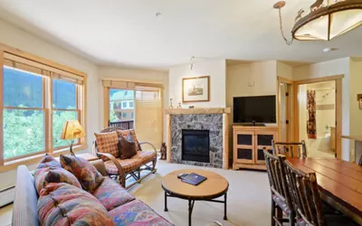Photo 2 - Copper Springs 1 Bedroom Condo #323