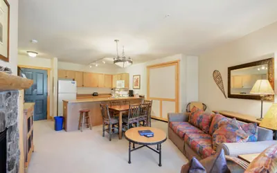 Photo 3 - Copper Springs 1 Bedroom Condo #323