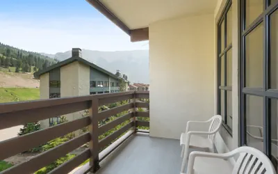 Photo 5 - Passage Point 1 Bedroom Condo #401