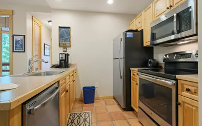 Photo 4 - Tucker Mountain 1 Bedroom Condo #214