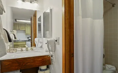 Photo 5 - Foxpine 1 Bedroom Condo #205/207