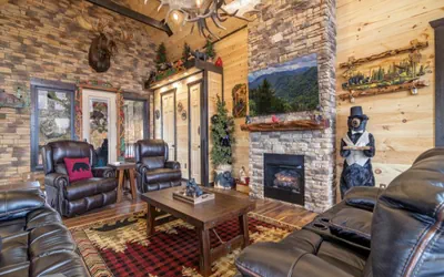 Photo 2 - Cabin Fever