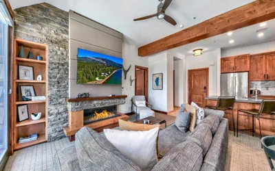 Photo 5 - Luxury 2Br Residence steps from Heavenly Village & Gondola