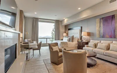 Photo 2 - Platinum Room