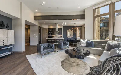 Photo 2 - Platinum Four Bedroom Suite