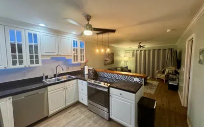 Photo 2 - Big Island Lunapule Condos 102A