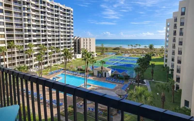 Remodeled 3BR Gulf View Corner | Saida Towers SPI