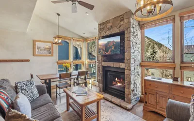 Telluride Lodge 326