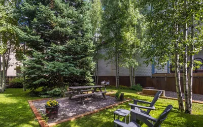 Photo 2 - West End Winner - Hot Tub, Parking, Open Kitchen & Living Space