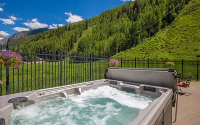 Photo 4 - Sunny Condo, Box Canyon Views, Pool & Hot Tub