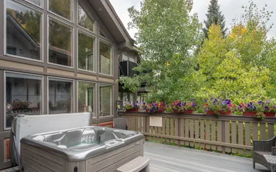 Photo 2 - Big & Bright Hidden Gem w/ Garage, Hot Tub, Lux Kitchen