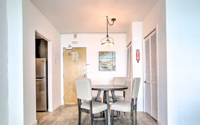 Photo 4 - Unit 1000 Ocean Manor Beachfront Resort Ft Lauderdale Condo w/ Beach, Pool, Tiki Bar, Fab Views