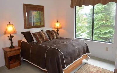 Photo 3 - Seven Springs Sunridge 1 BR + Loft Deluxe Condo, Ski-In/Out