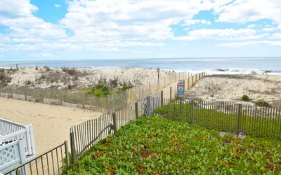 Photo 2 - Salty Sands I 101