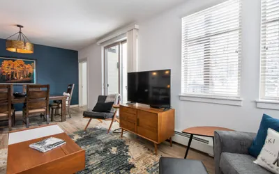 Photo 2 - Premium Unit 4575-Fraser Crossing/Founders Pointe