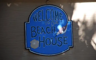 Photo 2 - Beach Side HideAway