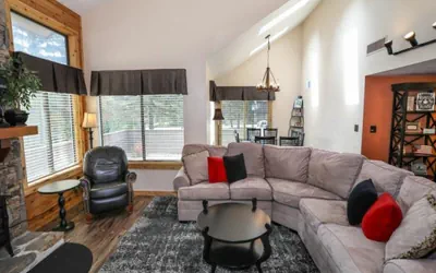 Photo 2 - Seven Springs 2 BR Premium Condo, Walk to Slopes