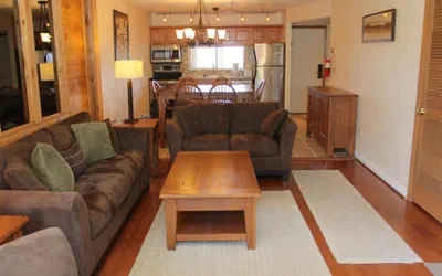 Photo 2 - Seven Springs 1 Bedroom Deluxe Condo, Pet Friendly!