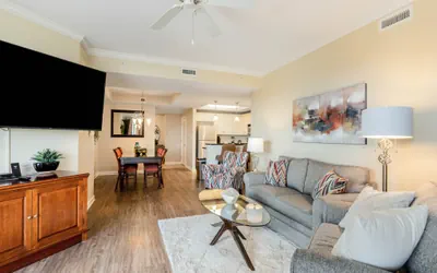 Photo 2 - Ocean View 3 Bedroom Unit #1607 Royale Palms