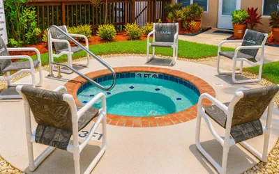Photo 2 - Near Beach " Updated " Pool & Hot Tub