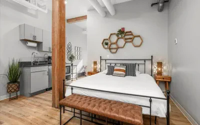 Photo 2 - Unit 120: Regal Urban Pet Friendly Loft - King Size Bed